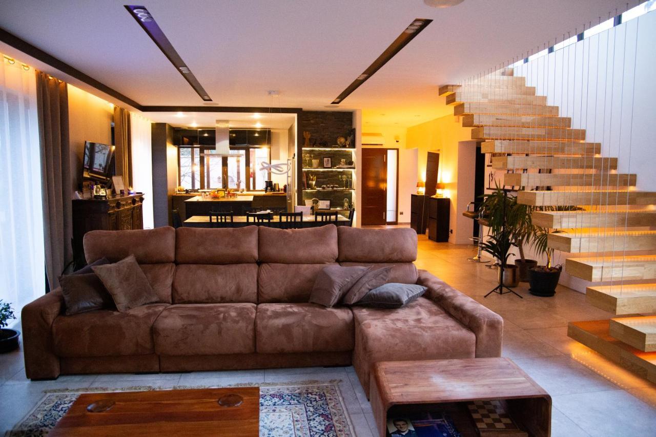 Luxury Villa Moderne, Salon De 90M2 Montgeron Exterior photo